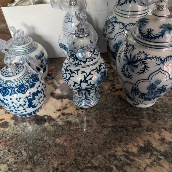 Frontgate ginger jar accent ornaments (12 total, 2 sets of 6) - Picture 8 of 11